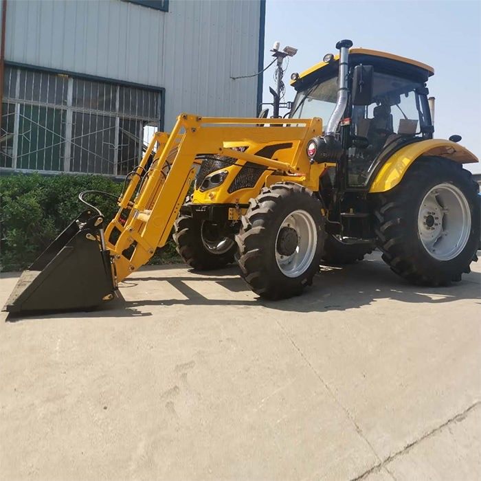 تراکتور مزرعه ای جدید 2024 Gear Drive 110HP 120HP تراکتور چرخ دار با گیربکس