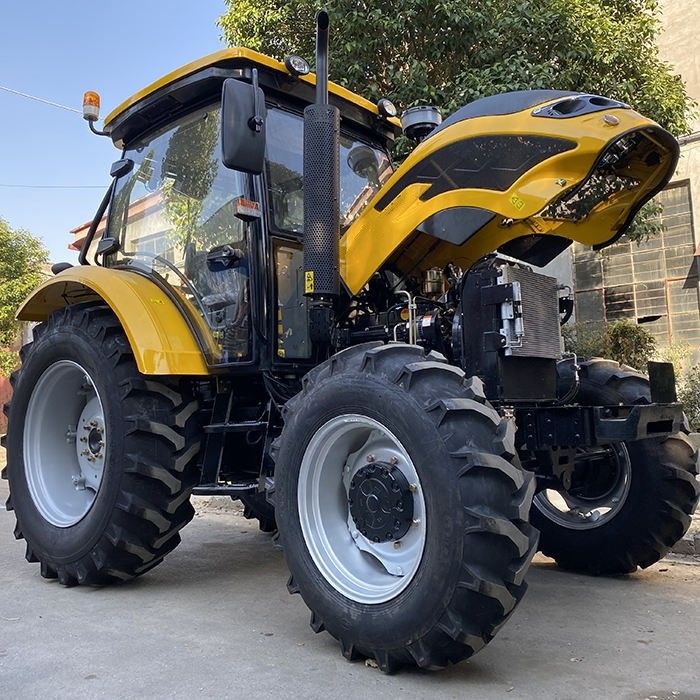 تراکتور مزرعه ای جدید 2024 Gear Drive 110HP 120HP تراکتور چرخ دار با گیربکس